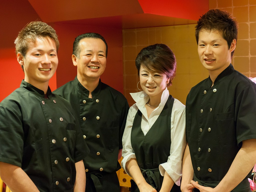 家族揃ってお店を守り立てています。