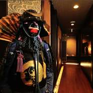 テーブルタイプから掘りごたつまで種類豊富にご用意しております。2名様～最大60名様まで対応し、全9部屋ございます。お気軽にお問い合わせ下さい。