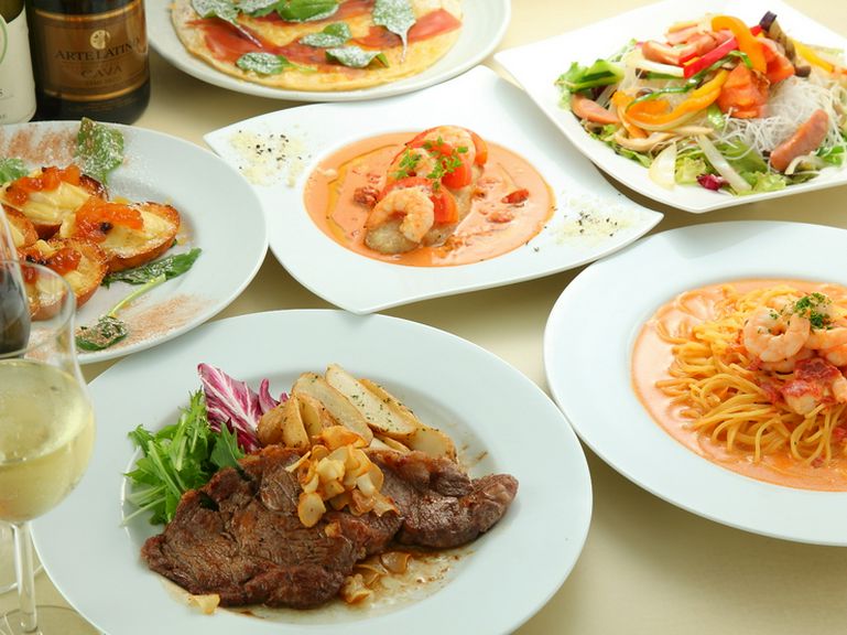 イタリアンが中心の料理は食べやすく話もはずみます