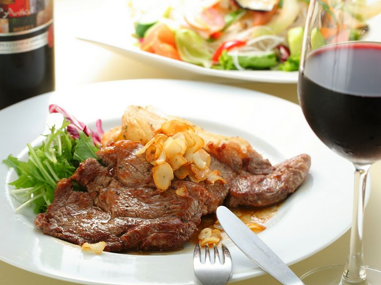 にんにくの香ばしい香りが食欲をそそります!