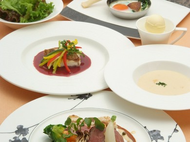 おすすめの宮崎牛を使ったクラシカルなフレンチでおもてなしを…