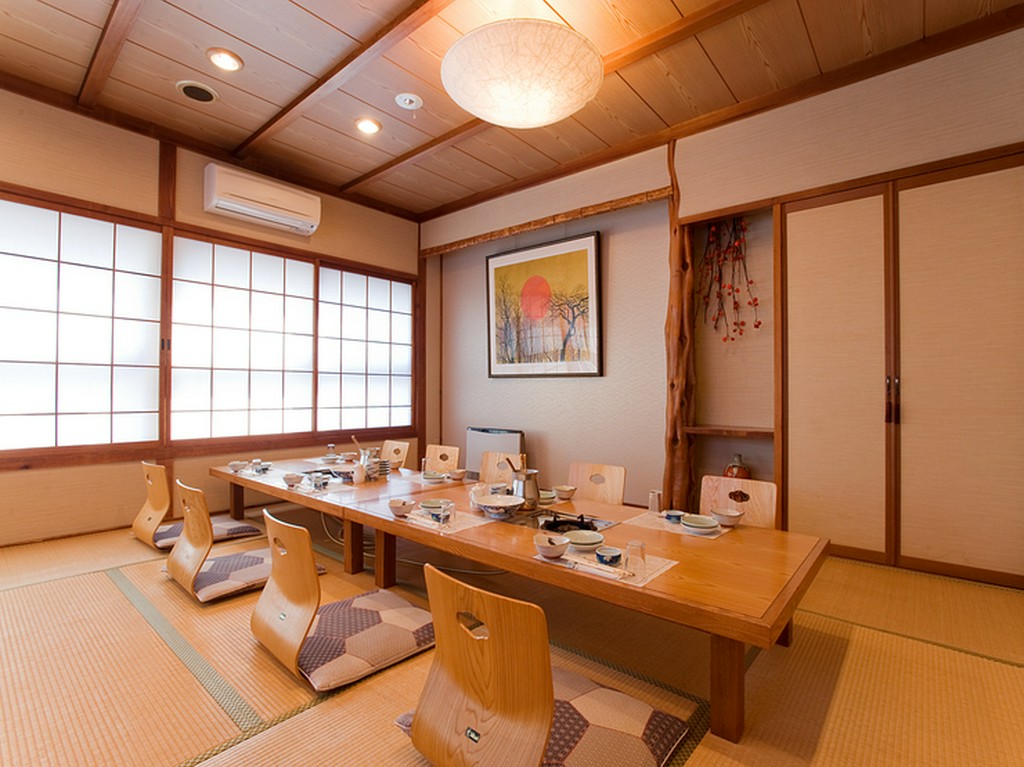 2階には宴会用の部屋もあります