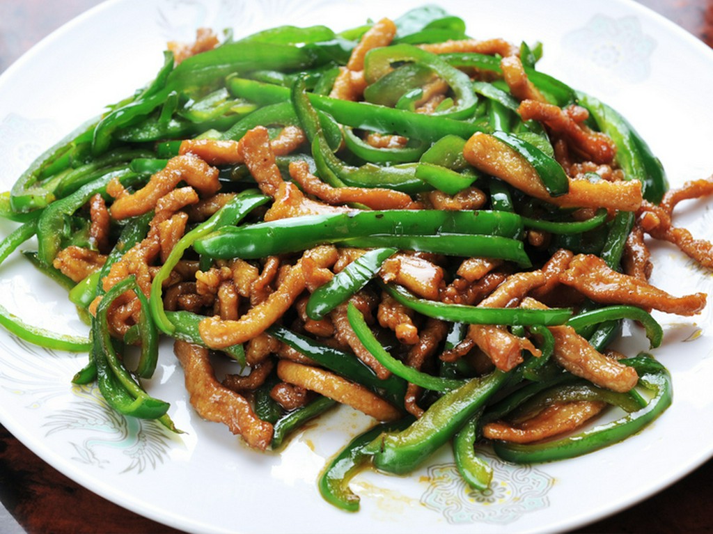 ピーマンと肉千切り炒め