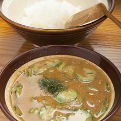 ご飯にかけて食べるのがおすすめ『宮崎名物！　冷汁』