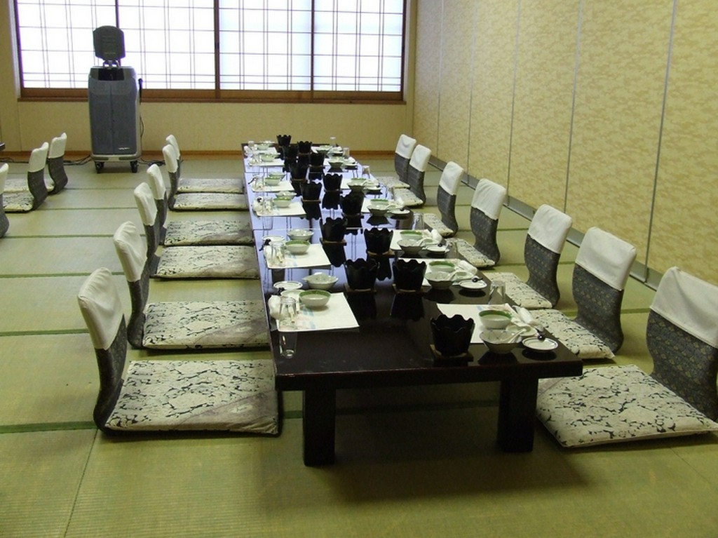 完全個室でのお客様のご接待に皆様ご利用いただいております