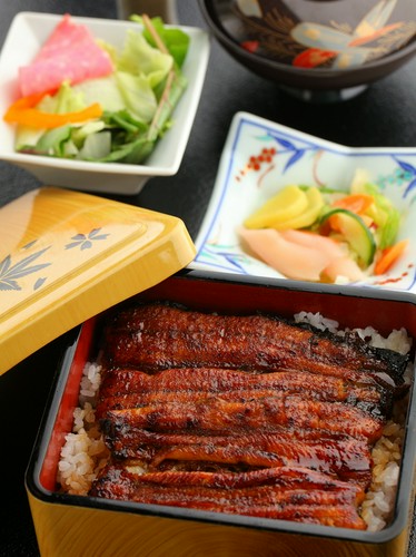 老舗の伝統の味を大切に守り続けているお店