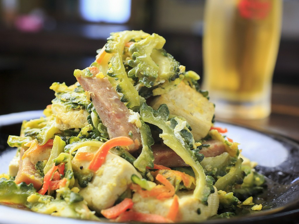 地元の食材を使用した家庭料理