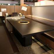 創業40年のこだわりぬいた秘伝のタレで焼肉をおいしくいただける空間です。