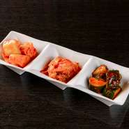 白菜キムチ　　　418円(税込)
オイキムチ　　　418円(税込)
カクテキキムチ　418円(税込)