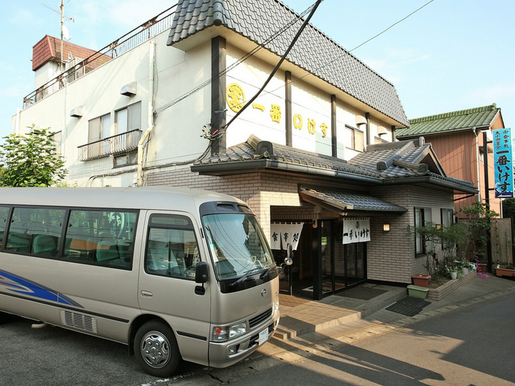 地元でおいしいと評判のお店