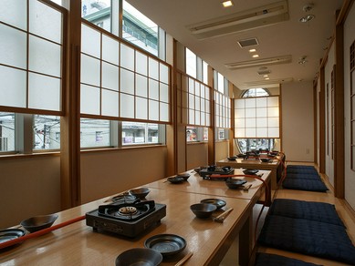 全席掘りごたつ。個室は２名〜２４名までOK