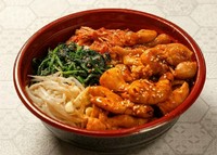 通常：870円／ご飯大盛：970円／肉大盛：1020円／両方大盛：1120円