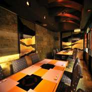 こちらのお席は最大14名様の完全個室でのご利用が可能です。接待にも人気のお席ですので、お気軽にご相談ください。