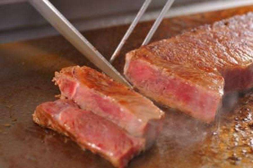 黒毛和牛をはじめ、質にこだわったお料理をリーズナブルに！