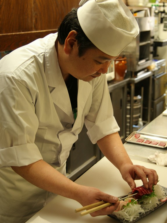 お客さまとのご縁を大切にしながら、料理を作り続けます