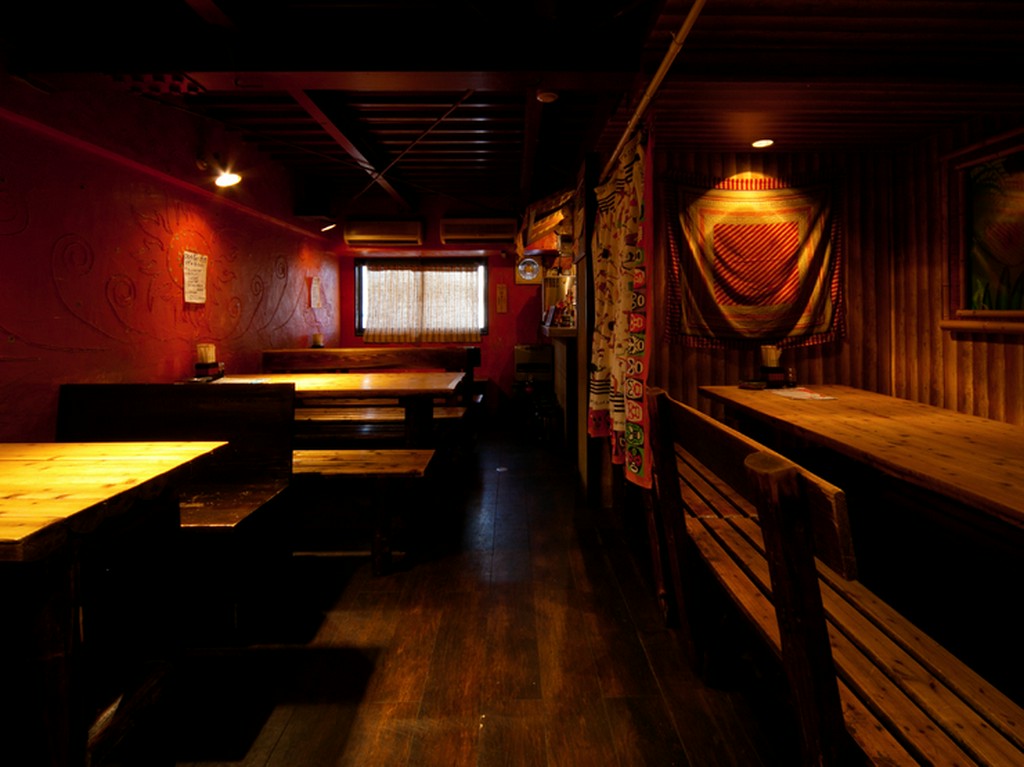 アジア風屋台のような姉妹店【DO‐RA（ドーラ）】