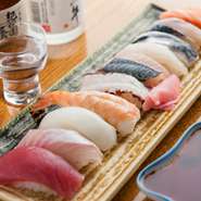 確かな目で厳選吟味、紀州由良漁港からの直送の鮮魚や、地元の食材を積極的に使用。旬の味と鮮度にこだわった獲れたての味わいをぜひ、ゆっくりとご堪能あれ。