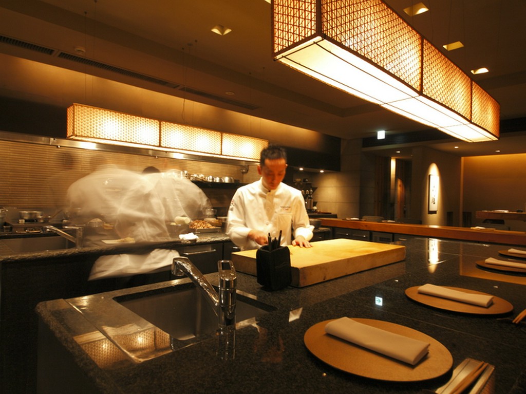 厨房はステージ。どんな要望にも応えます！