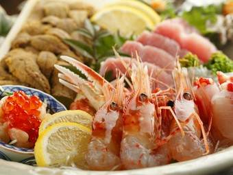 自慢の魚介食材を様々な調理法でご堪能下さい
