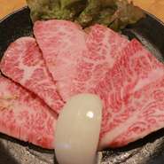 こちらも和牛一枚買いです！とろける旨さ、溢れ出す肉汁、上質の脂！！