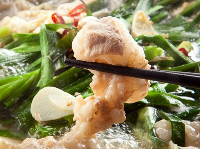 3600円飲み放題コース！　国産牛もつ鍋を囲んで