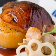 鮮魚と割烹料理。落ち着いたデートにはもってこいではないでしょうか。