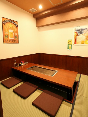 ワイワイ楽しめる個室もあります