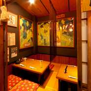 今日はちょっと趣向を凝らして、相撲の世界に浸る女子会を開催しては？　「焼き鳥」や「ちゃんこ」などの美味しい料理と、相撲を感じさせる和の空間に普段とは違う感じで盛り上がれそう。きっと心に残る女子会に。