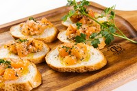ディナータイムでおススメはお得なコースです！前菜、メイン料理(ピザ、パスタ、ハンバーグから選択)(お好きなソース、スープバー、パンの食べ放題、サラダバー、ドリンクバー、ドルチェバー)
