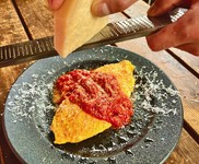 高知の地鶏『土佐ジロー』の卵を使用したオムレツです