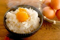 土佐ジローの卵と香り米～神の香り～
土佐天日塩をかけて