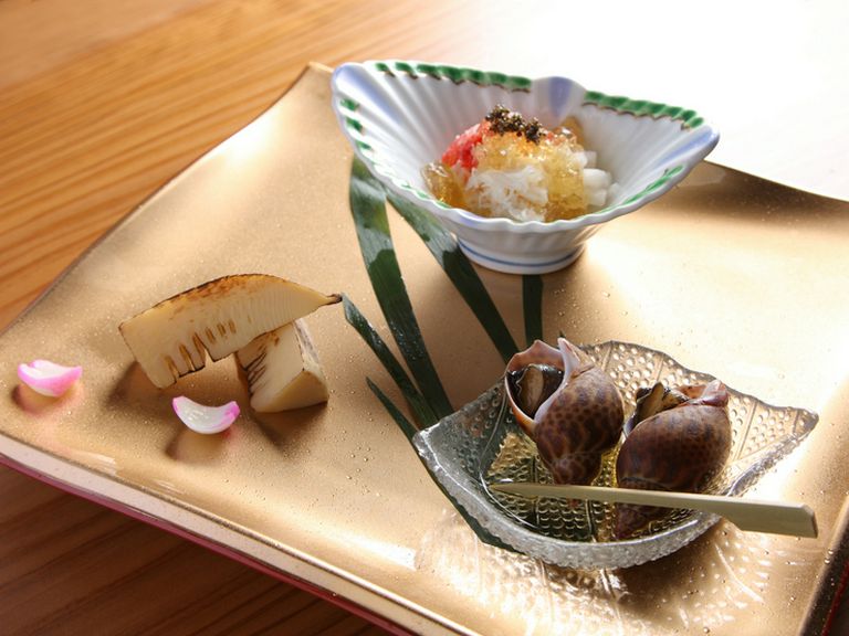 おすすめの味わい『季節の先付け八寸』