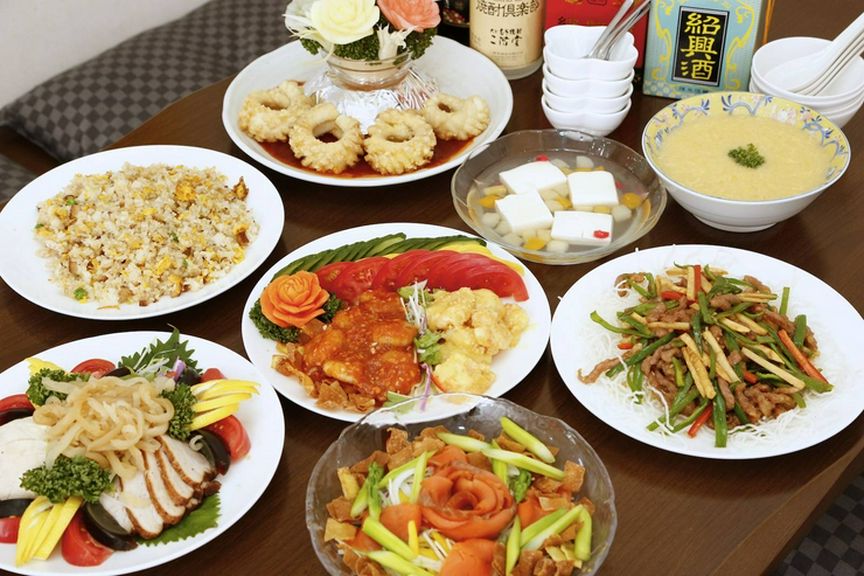 充実のコース料理と種類豊富な飲み放題で宴会を