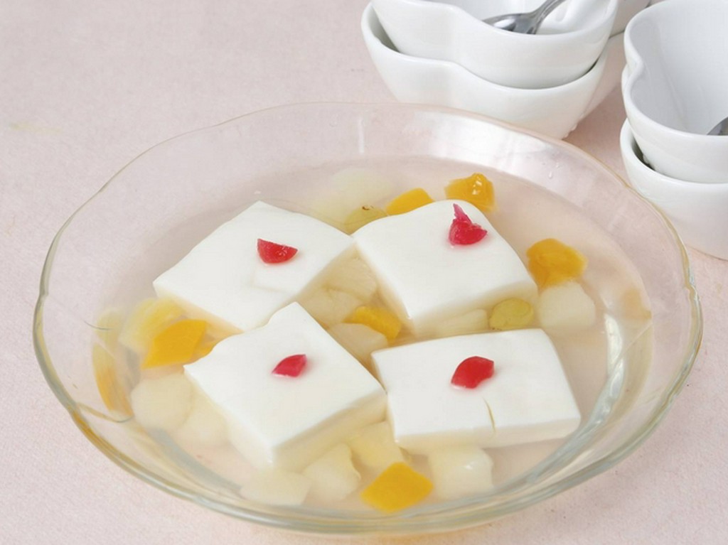 やっぱり食事の後にたべたくなる『杏仁豆腐』