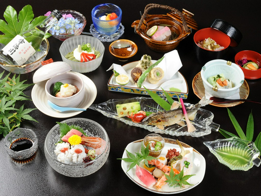 目でも楽しめる美しさも魅力『風懐石』