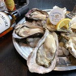 通年楽しめる「こだわり」の牡蠣♪独自の厳格な生産水準を満たしている契約ファームより届きます！
