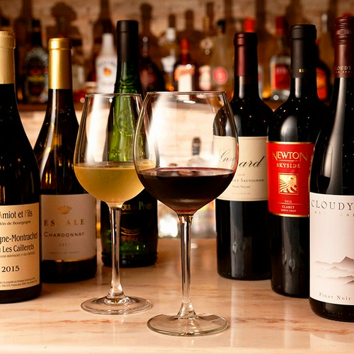 【多彩なドリンク】 肉料理に合うワインや果物を使ったカクテル