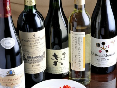 串揚げに合うワインを楽しみながら