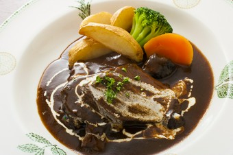 トロトロにとろける『牛ホホ肉の赤ワイン煮』セット