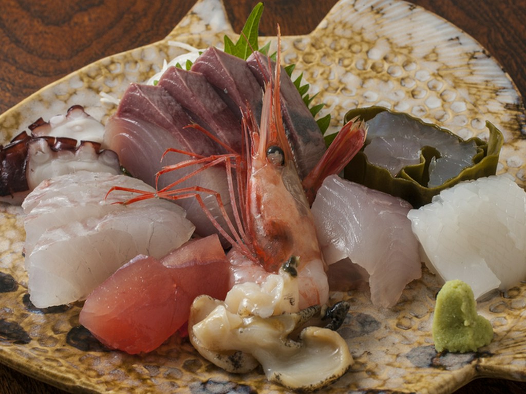 その日に入った活きの良い魚介をまるごと満喫！