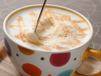 ふんわりと漂う甘やかなキャラメルの香りとほろ苦さが相まって、一度飲んだらクセになる味わい。