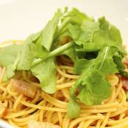 美味しいものをお客様にお届けする為、試作を何度も繰り返し商品化した品々です。