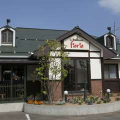 お店の周りはとても広々とした静かな環境
