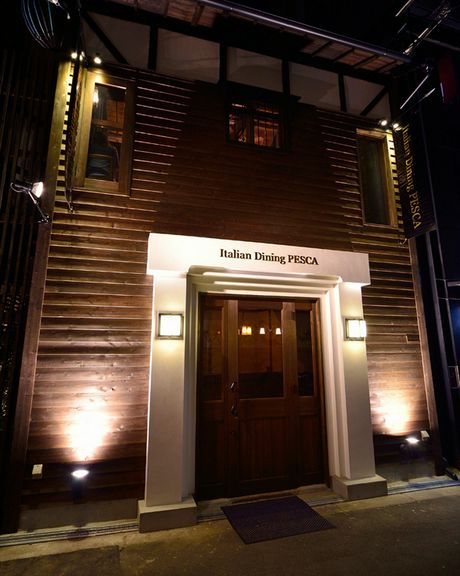 【雰囲気バツグン】木の温もりが心地良く、お寛ぎいただけます。