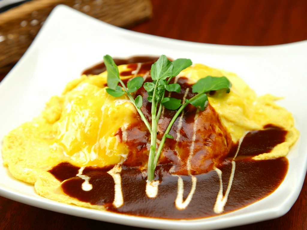 ふわふわトロリ『健康卵のオムライスセット』