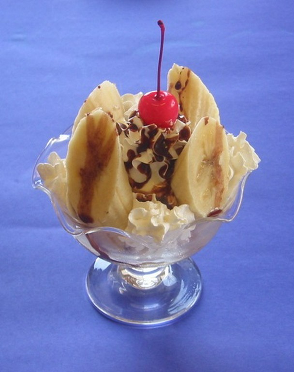 様々な味わいを楽しめる30種のデザートいろいろ