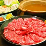 上質な味わいをたっぷりと！　確かな目で厳選した牛肉＆豚肉を好きなだけ食べられる90分食べ放題のプラン。