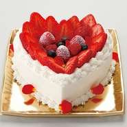 お子様の誕生日からウエディングケーキまで、記念日を彩るオーダーケーキにも応じてくれます。