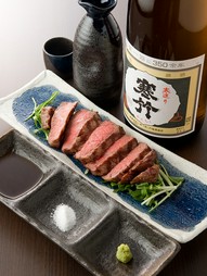 国産牛の美味しさ堪能 『牛ステーキ（タレ・塩・山葵醤油）』