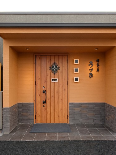 落ち着いた雰囲気で、手間をかけた料理を楽しめるお店
